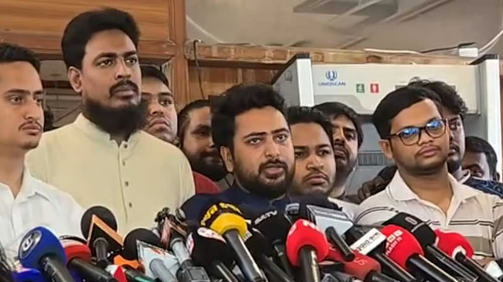 ভারতের ভয়ে জুলাই জাদুঘরে সীমান্ত হত্যা, মোদীবিরোধী ছবি সরিয়েছে সরকার: নাহিদ