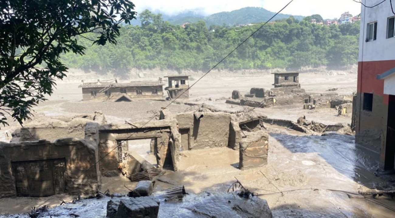 নেপালে ভয়াবহ বন্যায় নিহত ৩১, নিখোঁজ ২৯১ বিদেশি পর্যটক