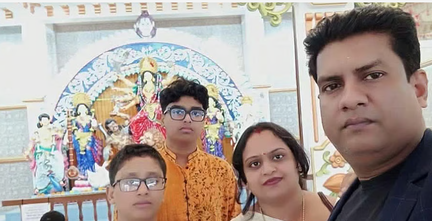 চাঁদপুরে হঠাৎ স্বর্ণ ব্যবসায়ী ও পরিবারের খোঁজ মিলছে না