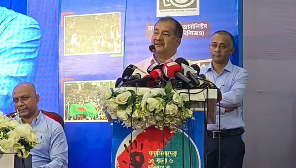 কেউ কেউ ষড়যন্ত্রের প্রকল্প হাতে নিয়েছে: তথ্যমন্ত্রী