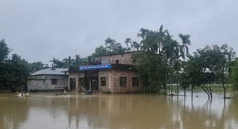 বিপৎসীমার উপরে ৩ নদী, সিলেট ও সুনামগঞ্জে বন্যা পরিস্থিতির অবনতির শঙ্কা