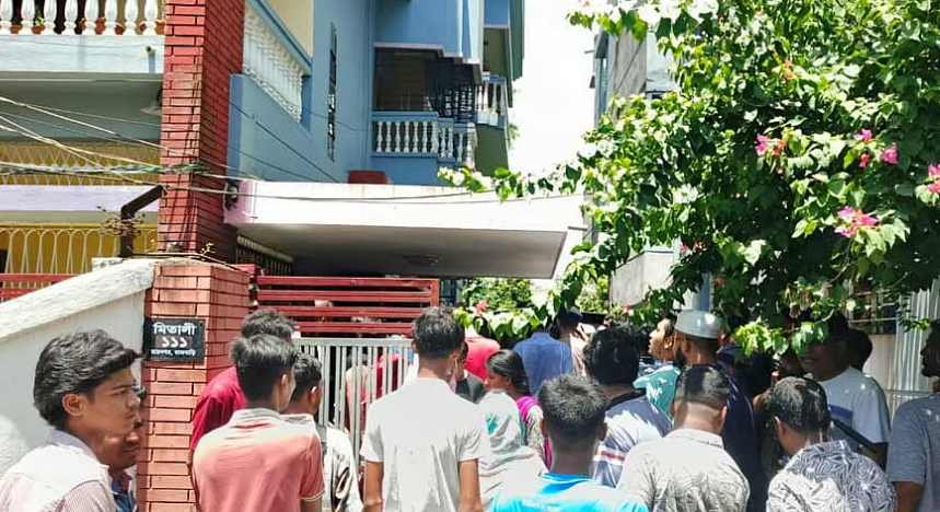 সিলেটে স্বামী-স্ত্রী ও গৃহকর্মীর গলা কাটা মরদেহ উদ্ধার