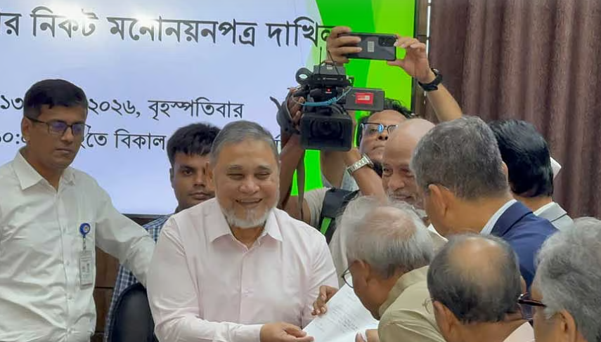 নতুন রাষ্ট্রপতি হচ্ছেন মির্জা ফখরুল, বিএনপির মনোনয়নপত্র জমা