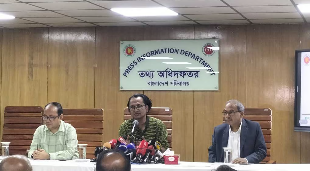 শেখ হাসিনা ফিরলে ‘সুবিচার নিশ্চিত করা হবে’: তথ্য উপদেষ্টা