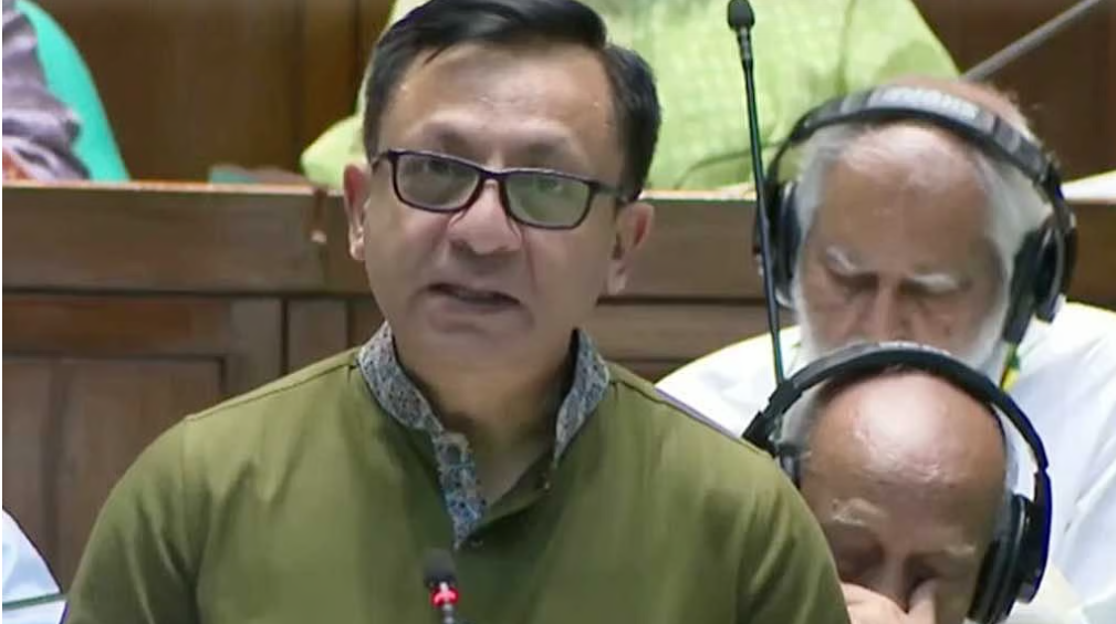 ভারতের সঙ্গে বাণিজ্য ঘাটতি আরও বেড়েছে: বাণিজ্যমন্ত্রী