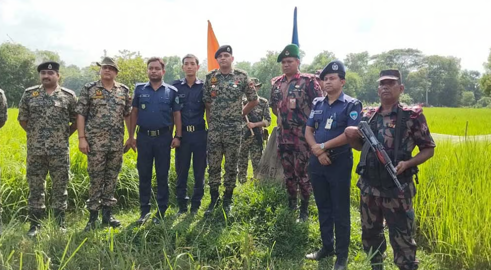কুমিল্লার দুই পুলিশকে ফেরত দিল বিএসএফ
