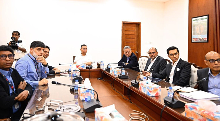 গুরুত্বপূর্ণ সরকারি ভবনে সৌর প্যানেল বসানোর নির্দেশ প্রধানমন্ত্রীর