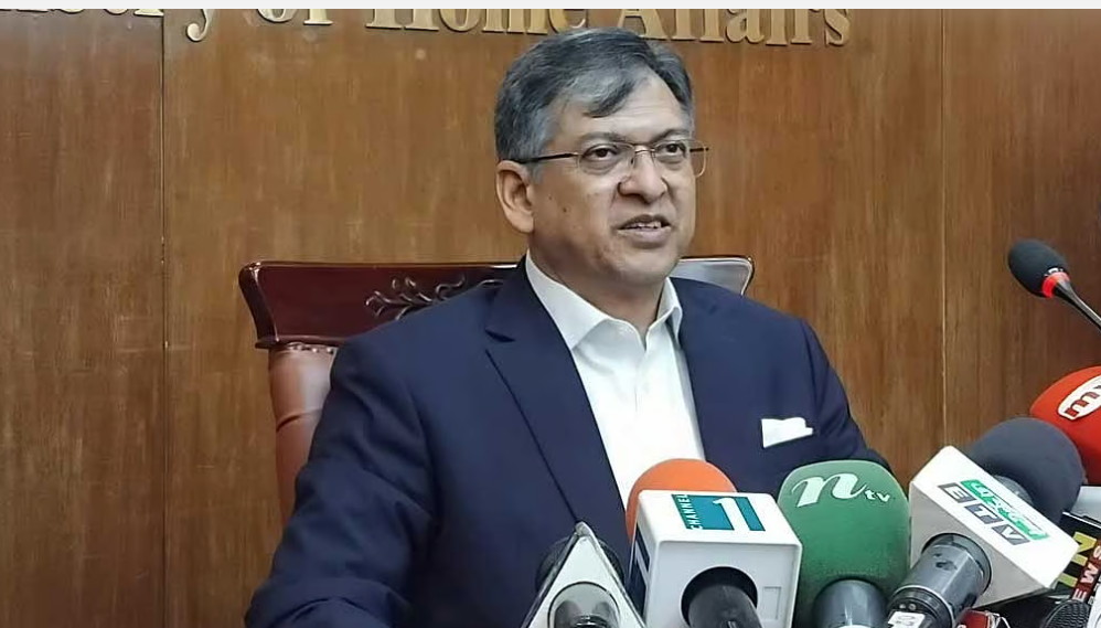 ঘোলা পানিতে কেউ কেউ মাছ শিকার করতে চায়: শিক্ষার্থীদের আন্দোলন প্রসঙ্গে স্বরাষ্ট্রমন্ত্রী