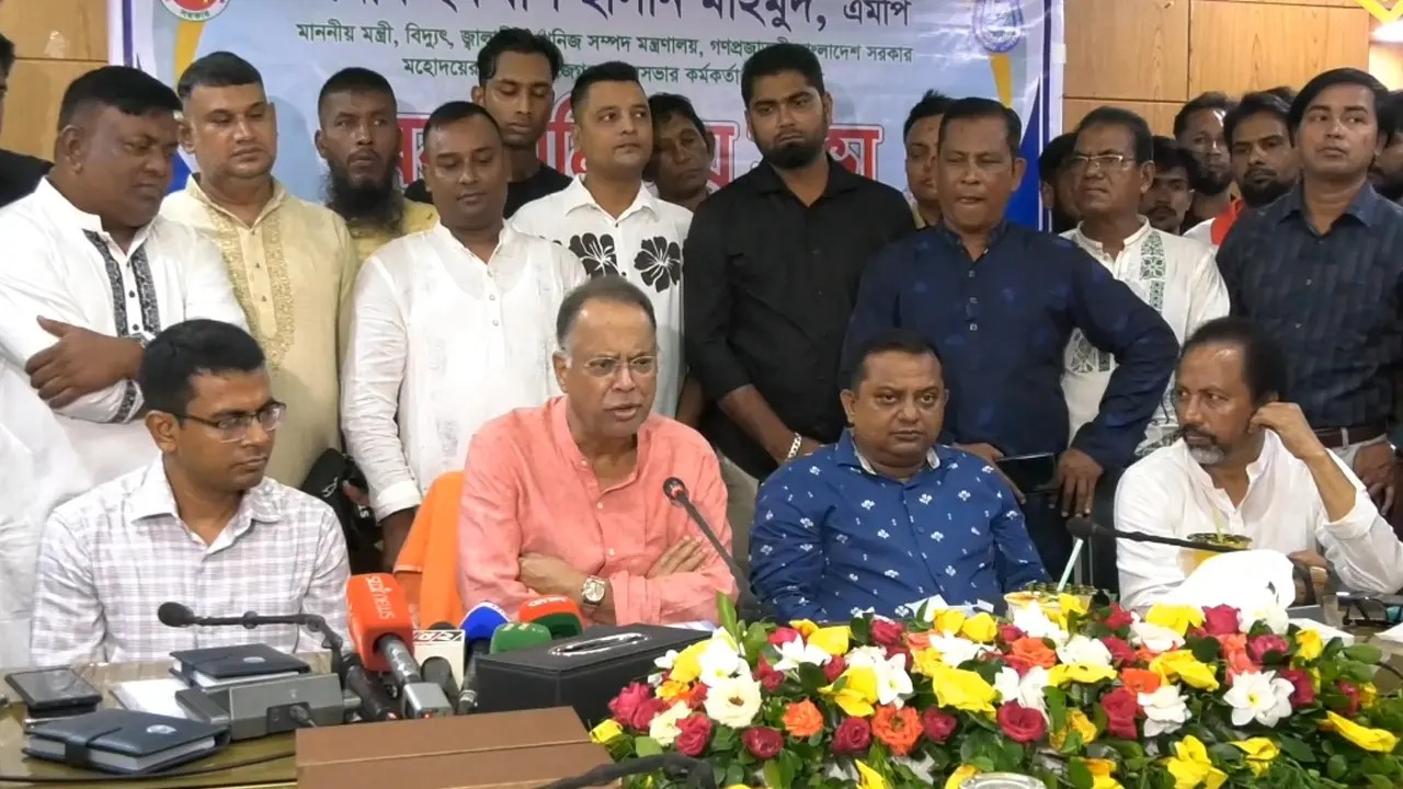 বাংলাদেশ ধ্বংসস্তূপের মধ্যে দাঁড়িয়ে আছে: বিদ্যুৎমন্ত্রী