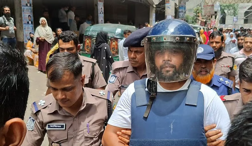 সন্ত্রাসবিরোধী আইনের আরেক মামলায় গ্রেপ্তার সাবেক মেজর সাদিক