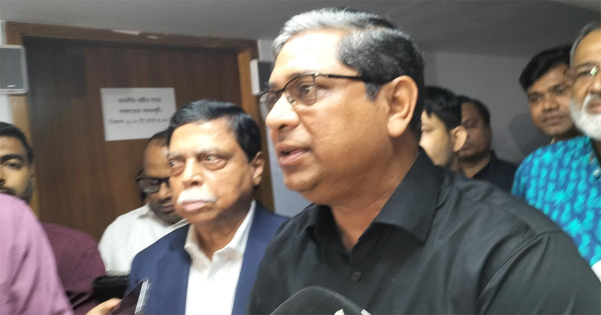 স্থানীয় সরকার নির্বাচনে প্রার্থী হওয়ার ক্ষেত্রে শিক্ষাগত যোগ্যতার প্রয়োজন নেই