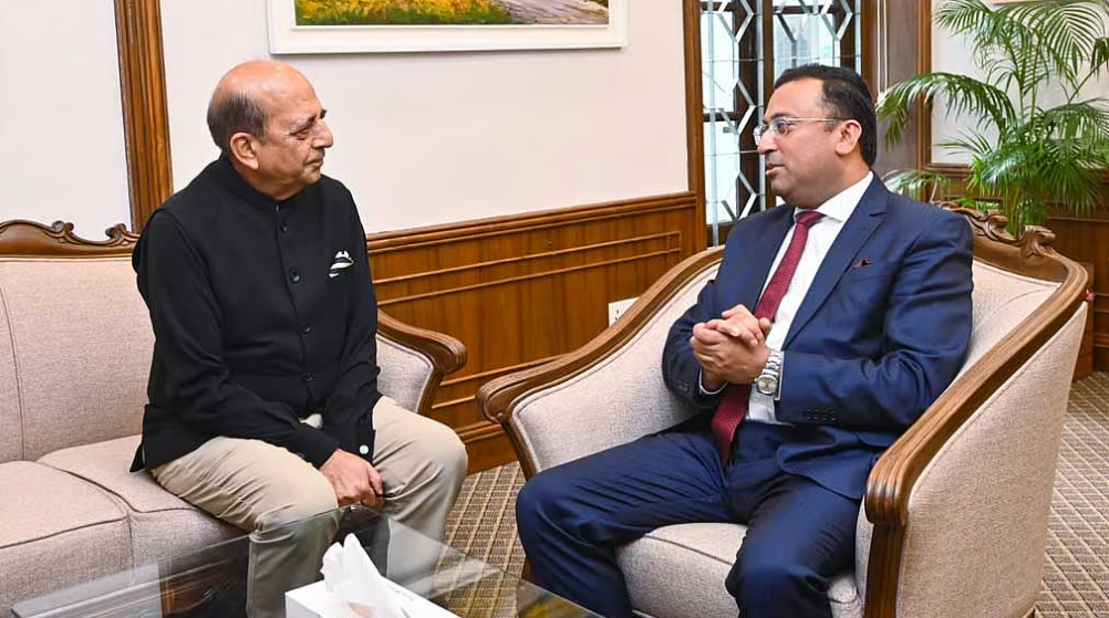 শেখ হাসিনা যেন রাজনৈতিক বক্তব্য দিতে না পারে, দিল্লিকে বলল ঢাকা