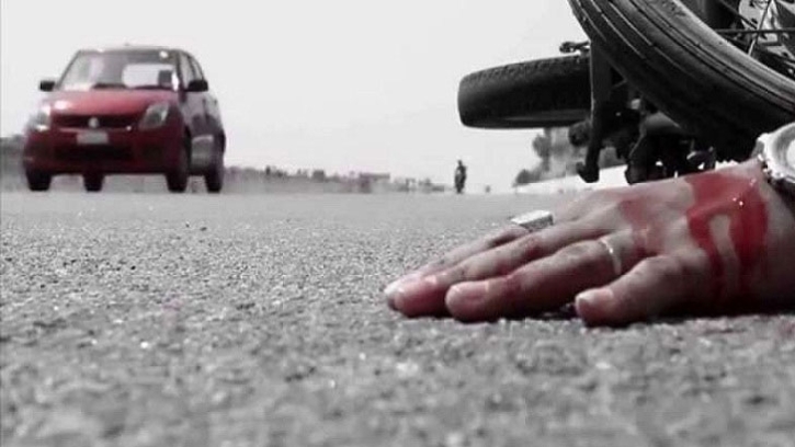 ভাটারায় সড়ক দুর্ঘটনায় প্রাণ গেল যুবকের