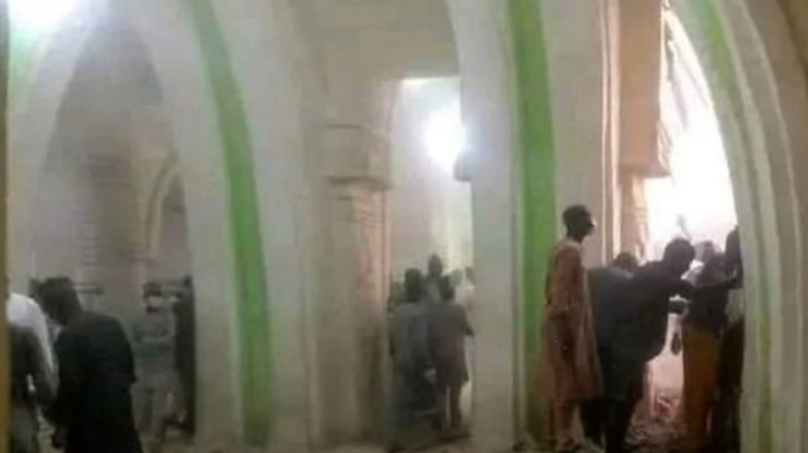মসজিদ ধসে ৭ মুসল্লির মৃত্যু নাইজেরিয়ায়