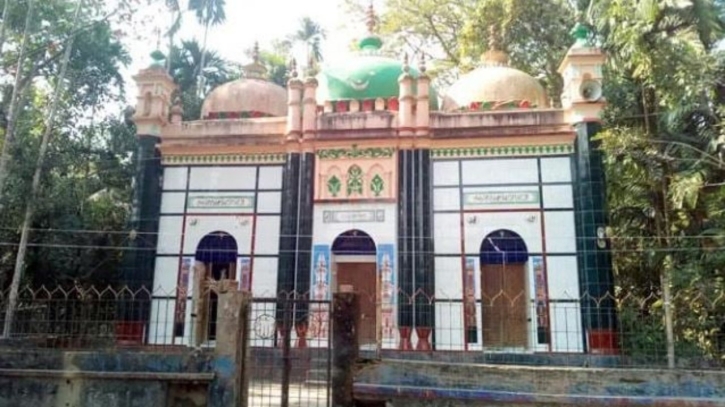৫০০ বছরের ইতিহাসের সাক্ষী মসজিদটি