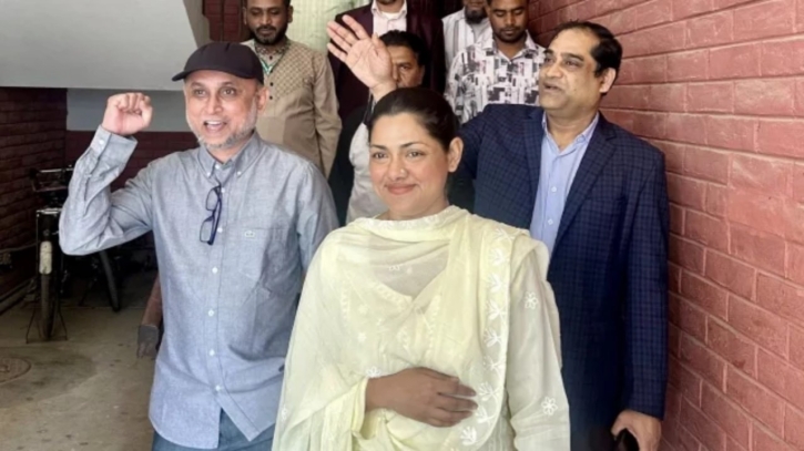আবরারের জন্মদিন আর ভোট একইদিনে, আকাশেই এই গল্পের চিত্রনাট্য লেখা