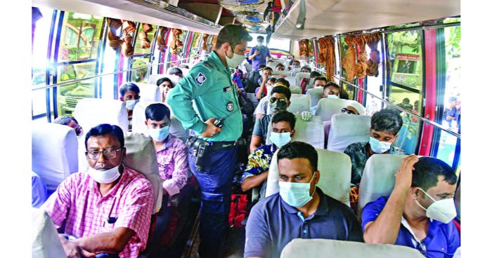 ঈদে যাত্রীদের কাছ থেকে ভাড়া বেশি নিলে ব্যবস্থার নির্দেশ