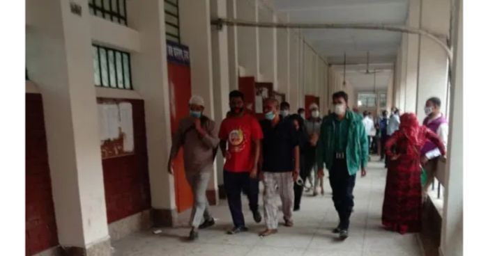 কাকরাইলে মা-ছেলে হত্যা: স্বামীসহ তিনজনের মৃত্যুদণ্ড