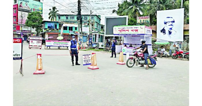 বাংলাদেশেও আসতে পারে ওমিক্রন ঠেকাতে বিধি-নিষেধ, সিদ্ধান্ত আজ