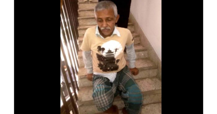ঘুমন্ত মাকে হত্যাকারী ছেলে কারাগারে এখন পাগল ও দুই পা অবশ!