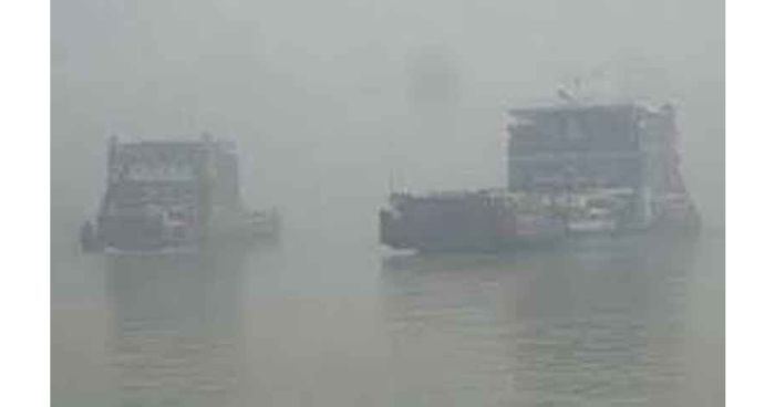 পাটু‌রিয়া-দৌলত‌দিয়া নৌরুটেও ফেরি বন্ধ