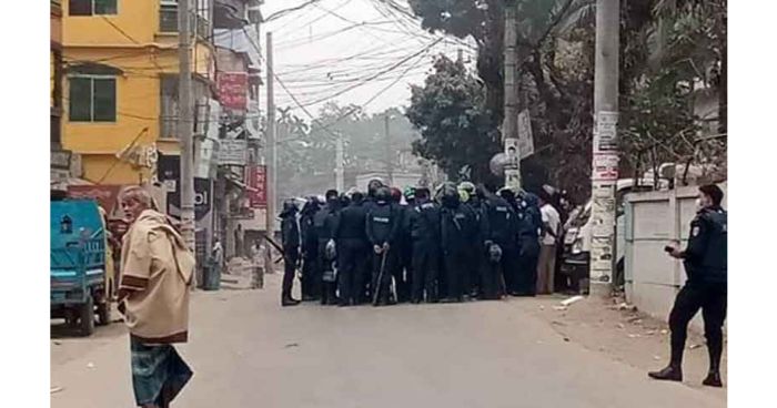 কাদের মির্জার ডাকে আজ আবার হরতাল চলছে কোম্পানীগঞ্জে