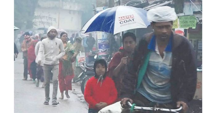 বৃষ্টি বাড়িয়ে দেবে শীতের কাঁপন