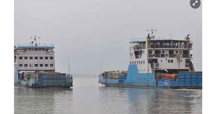 শিমুলিয়া-বাংলাবাজার নৌরুটে ফেরি চলছে