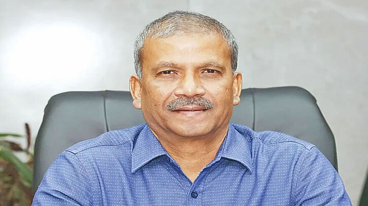 বিদেশে কর্মী পাঠানোর প্রক্রিয়ায় জটিলতা দুর্নীতির সুযোগ তৈরির জন্য