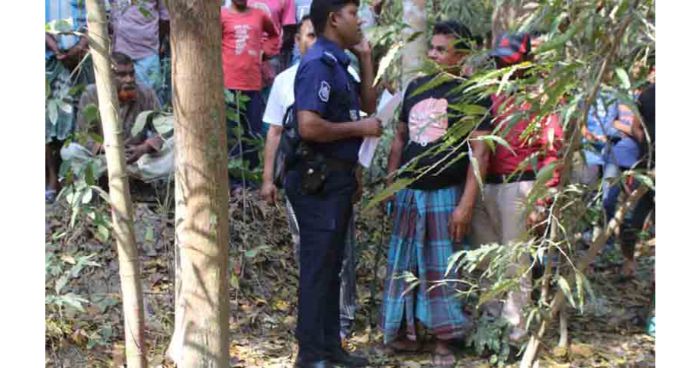 কে এই মানুষটি দেবদারু গাছে জীবন, সম্ভ্রম হারাল? কারা ঘটাল?