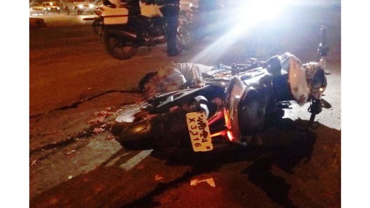 বাগেরহাটে ট্রলি-মোটরসাইকেল মুখোমুখি সংঘর্ষে দাদা সহ ২ নাতি নিহত