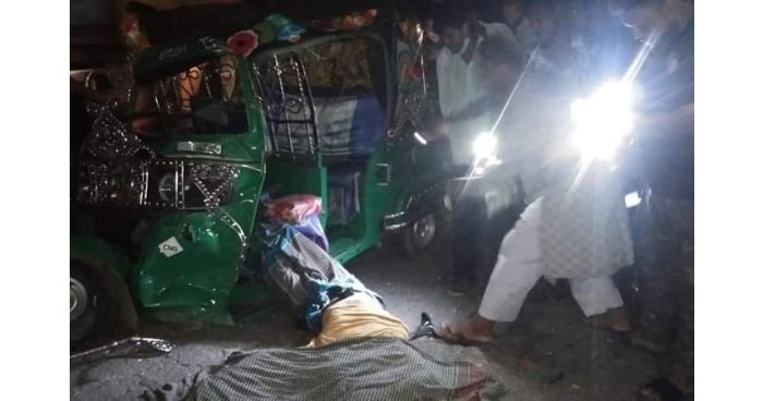 নোয়াখালীর বেগমগঞ্জে ট্রাক-সিএনজি সংঘর্ষে চালক নিহত,আহত ২