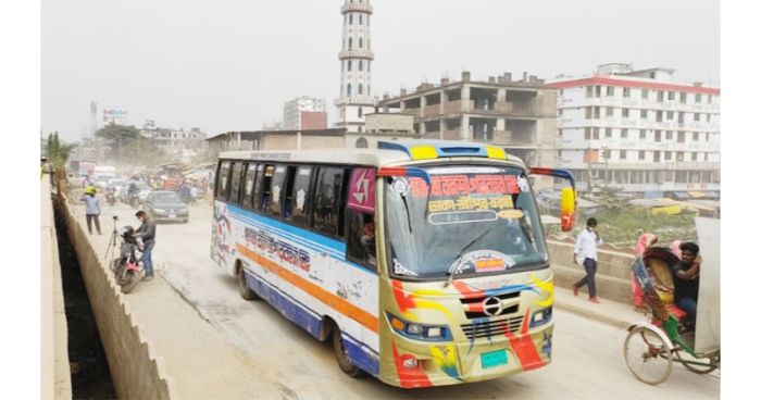 টঙ্গী সেতুতে শুরু হয়েছে যান চলাচল