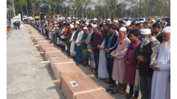 লঞ্চে অগ্নিকাণ্ডে নিহত ৪১ জনের মধ্যে ৩০ জনের জানাজা সম্পন্ন