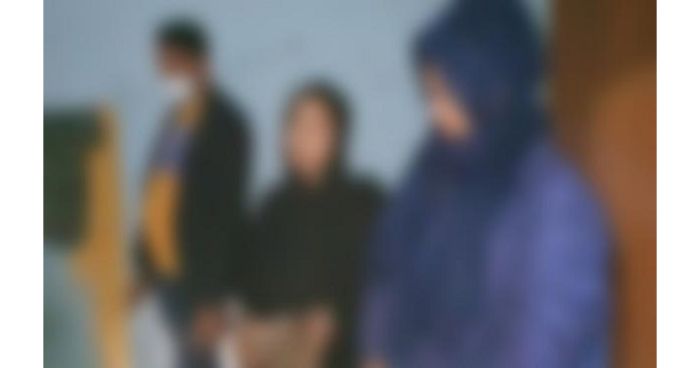 চুয়াডাঙ্গায় পরকীয়ার প্রেমিকের পরামর্শে স্বামীকে  বিষ খাইয়ে হত্য