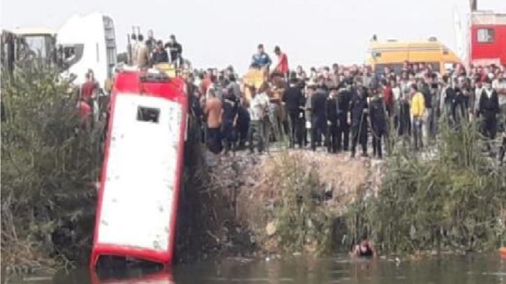 মিশরে বাস দুর্ঘটনায় ১৯ জন নিহত
