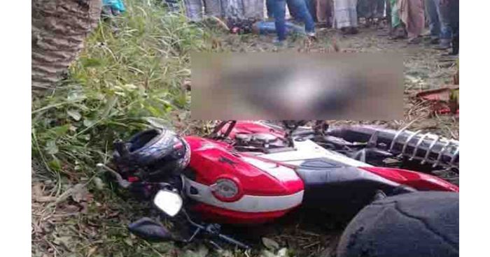 লালপুরে মোটরসাইকেল নিয়ন্ত্রণ হারিয়ে ৩ যুবক নিহত
