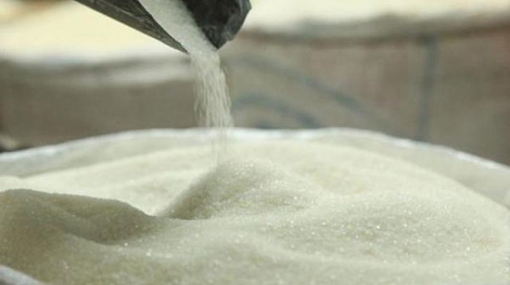 আবারো বাড়ছে চিনির দাম