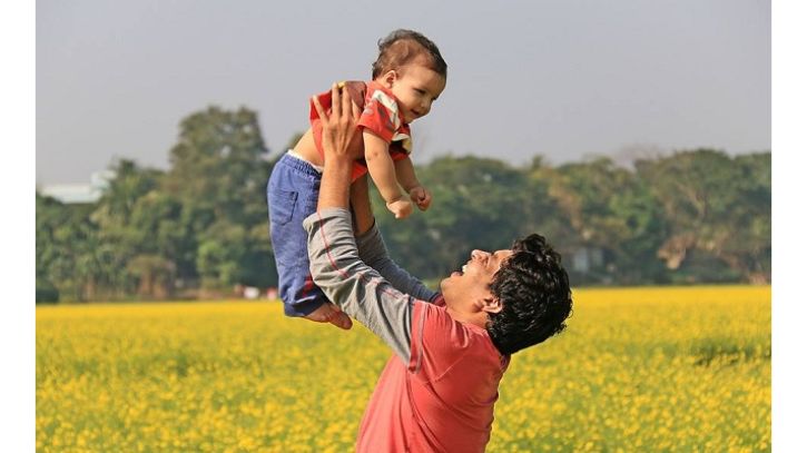 বিশ্ব বাবা দিবস আজ