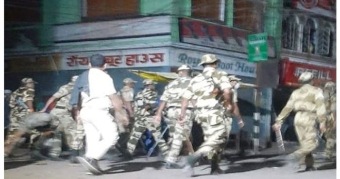 ভারতে দুর্গা বিসর্জন সময় তুমুল উত্তেজনায় গুলিবিদ্ধ হয়ে নিহত ১