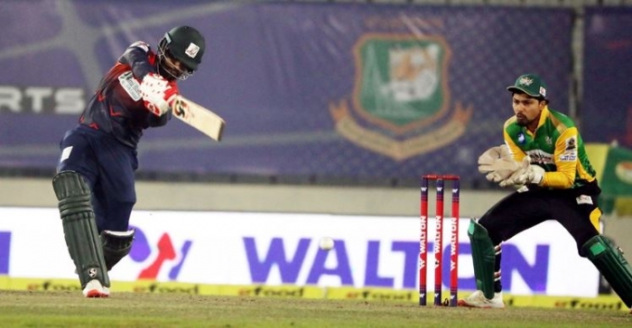 রাজশাহীকে ৫ উইকেটে হারিয়ে বরিশালের প্রথম জয়