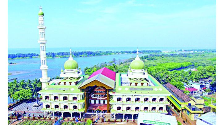 মুসলিম ঐতিহ্যের রাজসাক্ষী ভারতের মালিক ইবনে দিনার মসজিদ