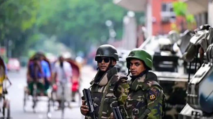 আইন-শৃঙ্খলা পরিস্থিতির উন্নতিতে কঠোর অবস্থানে সরকার