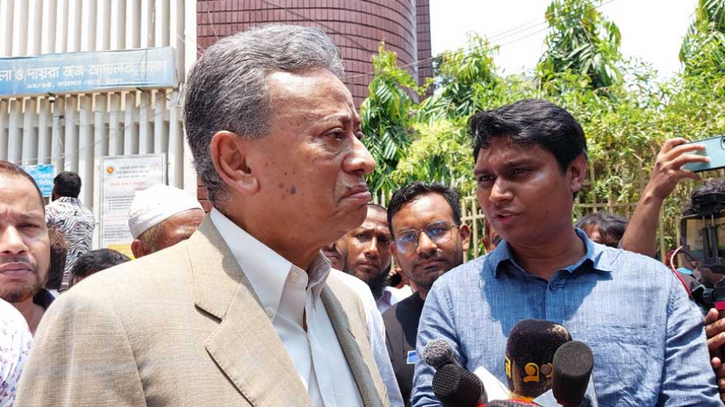 মামলার ‘হয়রানি’: বিএনপিকর্মীদের জন্য ক্ষতিপূরণ চান আমীর খসরু