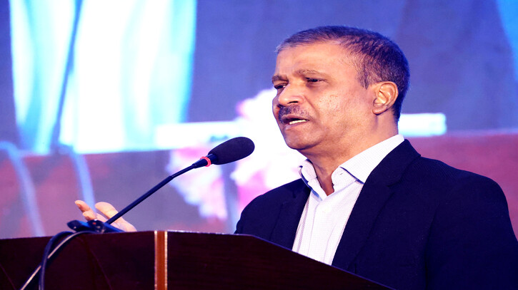 চোর প্রধানমন্ত্রী, যার পুরো পরিবার ছিল চোর: আসিফ নজরুল