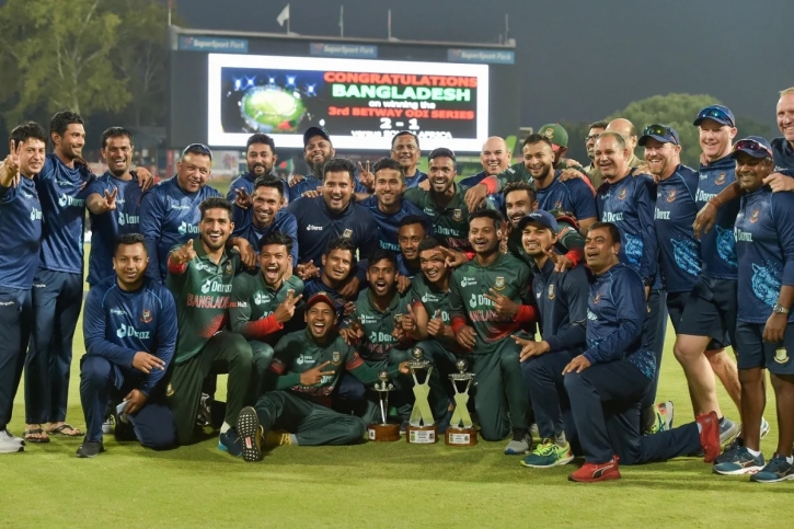 দক্ষিণ আফ্রিকায় ঐতিহাসিক সিরিজ জয়