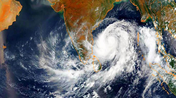 সাগরে লঘুচাপ, সমুদ্র বন্দরগুলোতে তিন নম্বর সতর্ক সংকেত