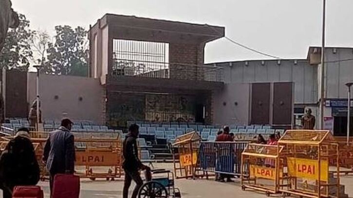 ভিসা জটিলতায় যাত্রী ‘খরা’ বেনাপোলে, কমছে রাজস্ব