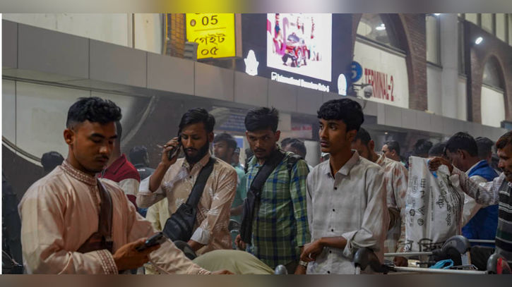 চার দিনে শাহজালাল ও শাহ আমানতে ১৮২ ফ্লাইট বাতিল