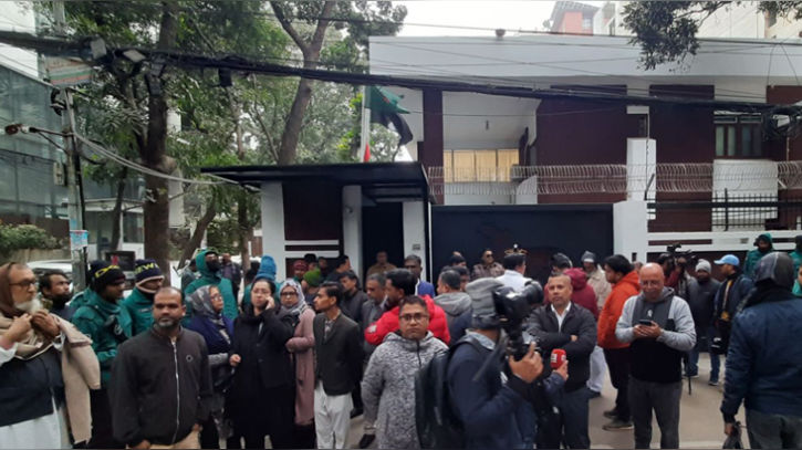 শোকে আচ্ছন্ন বিএনপি চেয়ারপারসনের কার্যালয়